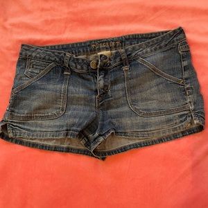 Decree Jean Shorts
